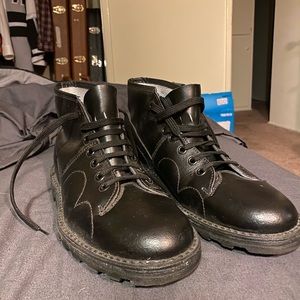 Czech made monkey boots. Very light wear